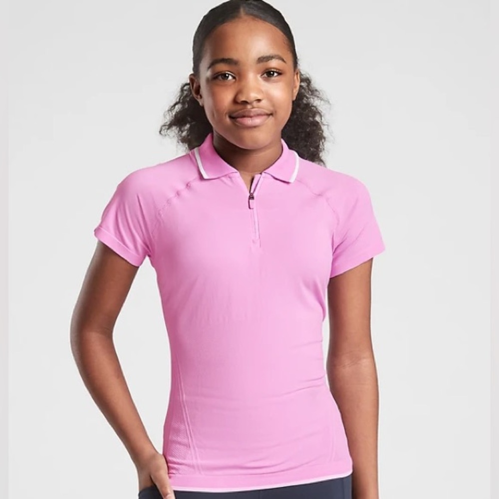 ATHLETA GIRL Power Up Seamless‎ Short Sleeve Quarter Zip Polo in Opaque Lilac XS